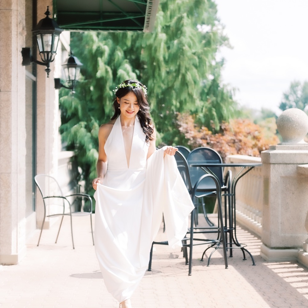 Wedding dress modern style with beautiful train